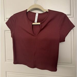 ALO YOGA Ribbed Cropped Savvy Short Sleeve